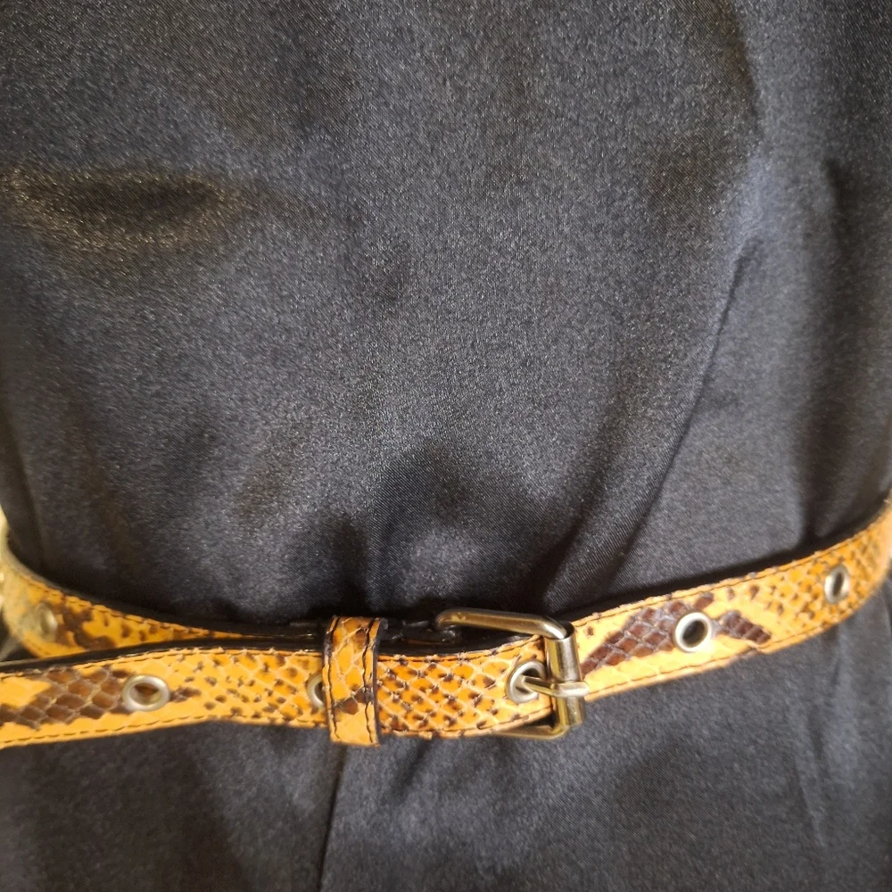 Worth, Genuine Leather Belt    Size Small